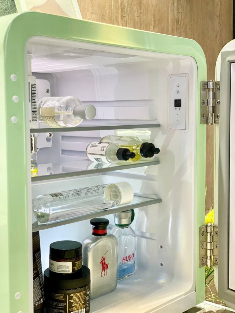 Tủ Mỹ Phẩm Đồ Uống HCK 48L Retro Xanh Mint
