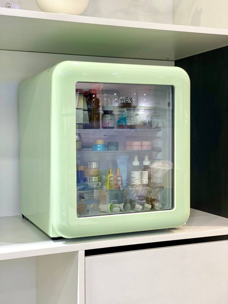 Tủ Mỹ Phẩm Đồ Uống HCK 48L màu Xanh Mint